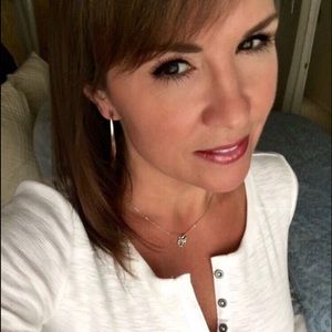 Meet your Posher, Catherine